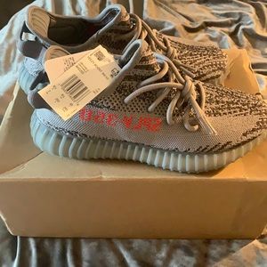 Yeezy Grey Zebra size men's 7 / women's 8.5